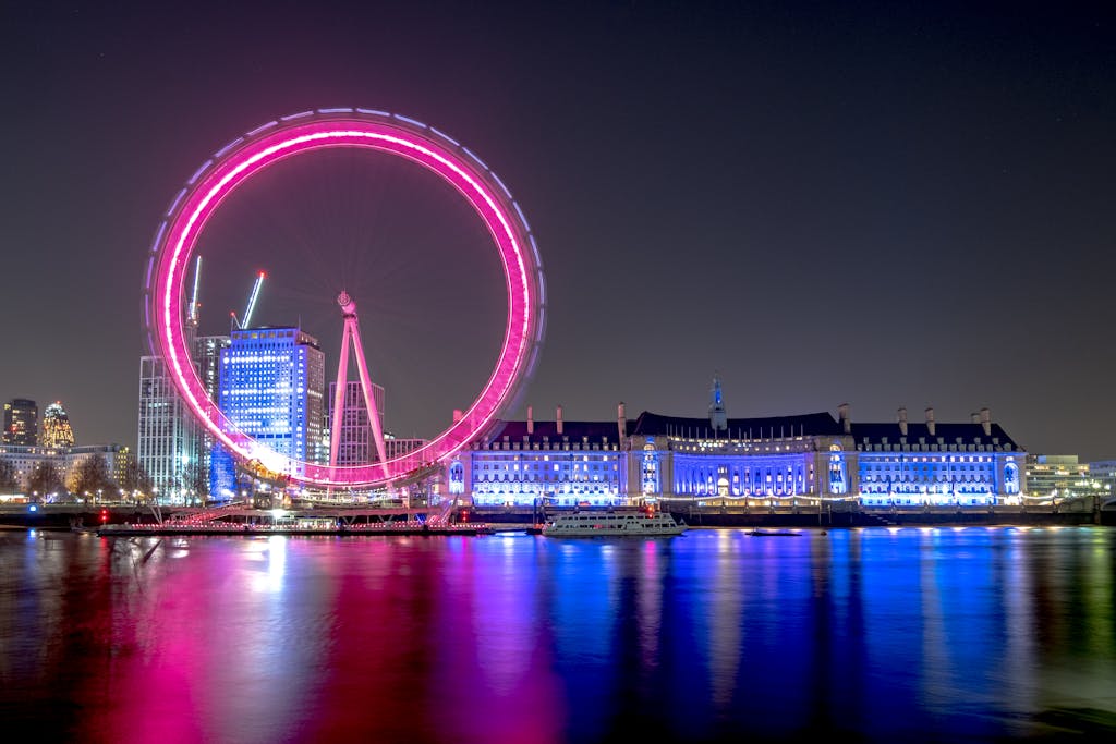 Stunning long exposure of the illuminated London Eye over the River Thames.